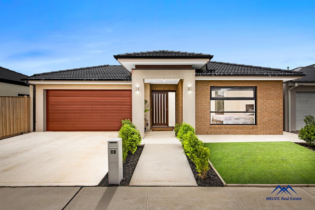 18 GOODWILL RD, CLYDE NORTH, VIC 3978