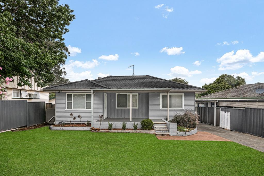 7 Tabali St, Whalan, NSW 2770
