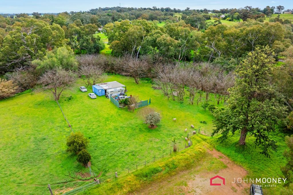 42 DAY ST, THE ROCK, NSW 2655