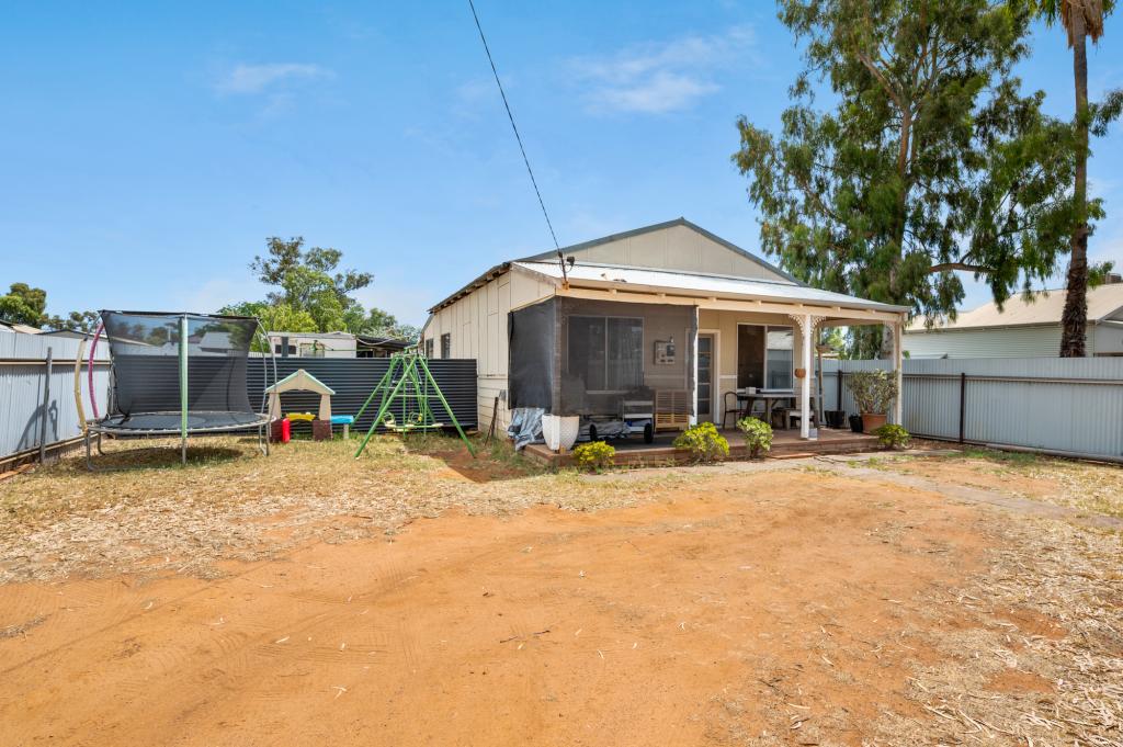 155 Moran St, Victory Heights, WA 6432