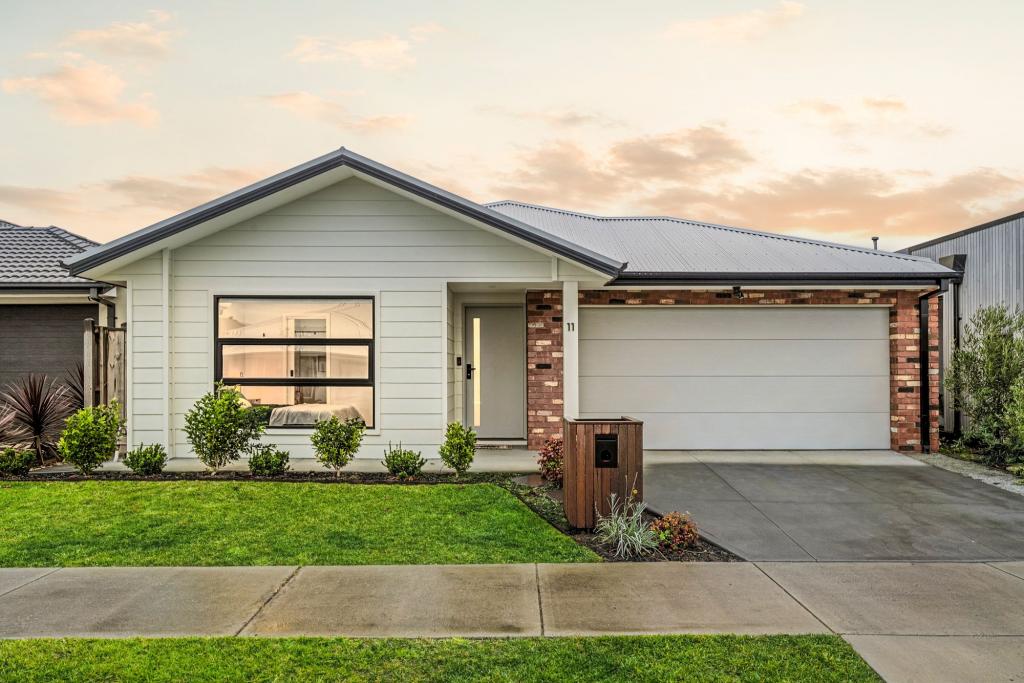11 Pollen St, Mount Duneed, VIC 3217
