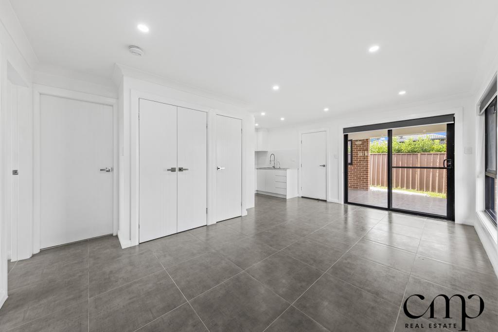 16a St Clair Ave, St Clair, NSW 2759