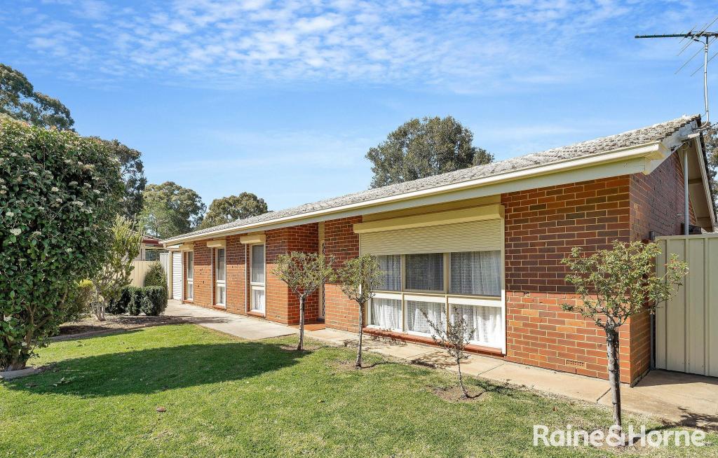 18 Marie Ave, Morphett Vale, SA 5162