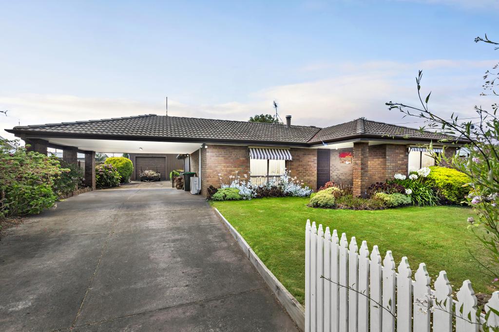 57 Edwards St, Sebastopol, VIC 3356