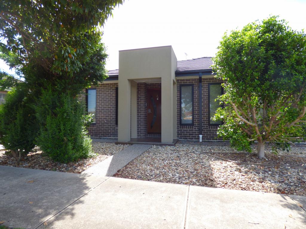 1/1 Johnson St, Reservoir, VIC 3073
