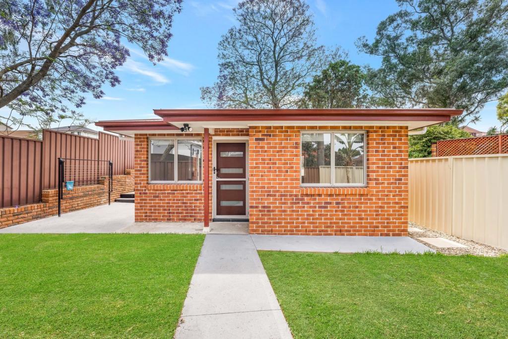 6a Junee Pl, Bossley Park, NSW 2176