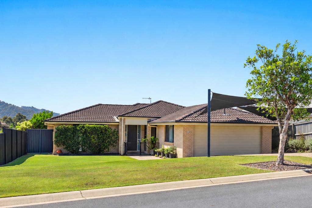 102 WUNBURRA CIR, PACIFIC PINES, QLD 4211