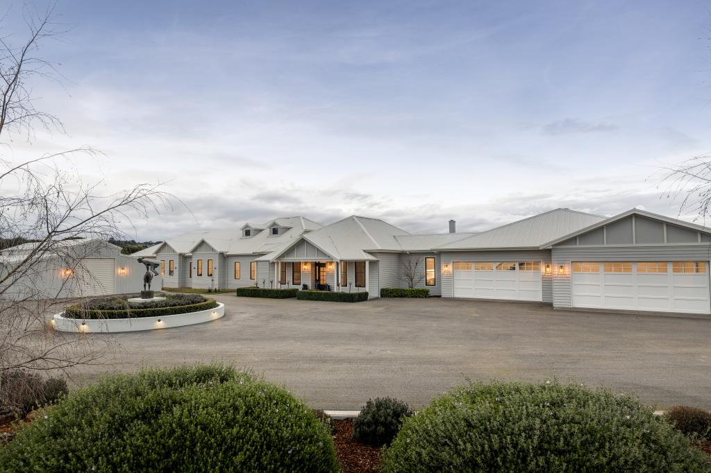 445 Grants Rd, Eden Park, VIC 3757