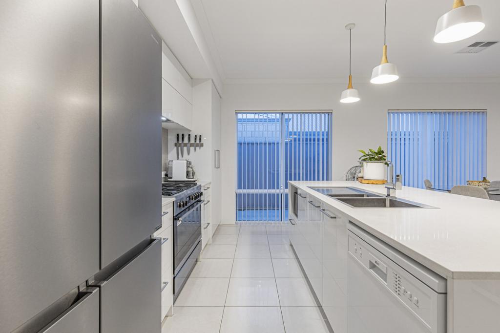 26 EREMOPHILA ST, SINAGRA, WA 6065