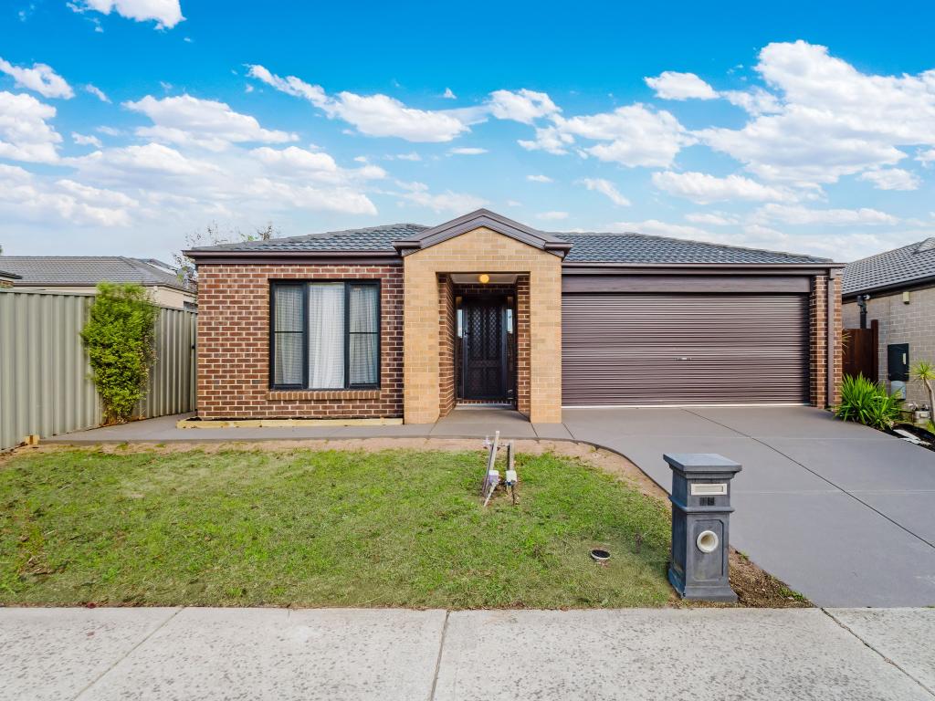 15 Wiltshire Ave, Cranbourne East, VIC 3977