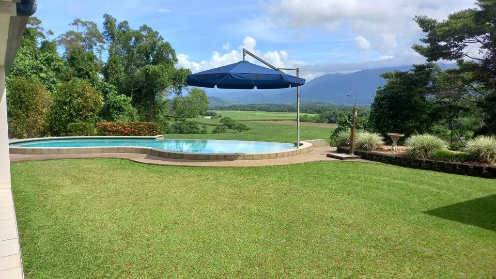 4 Dean Road, Bamboo, Mossman, QLD 4873