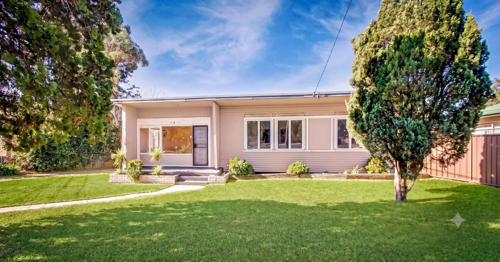 7 Forrester Rd, Lethbridge Park, NSW 2770