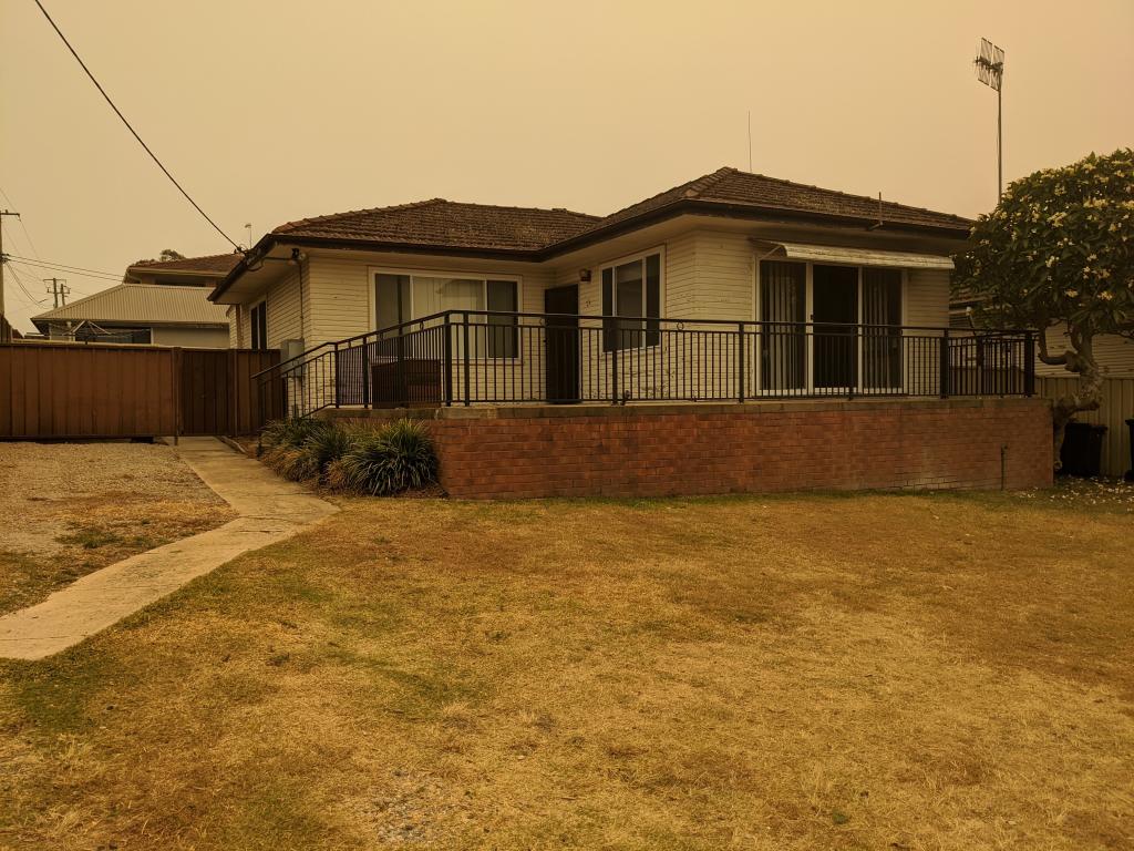 21 Lynwood Ave, The Entrance, NSW 2261