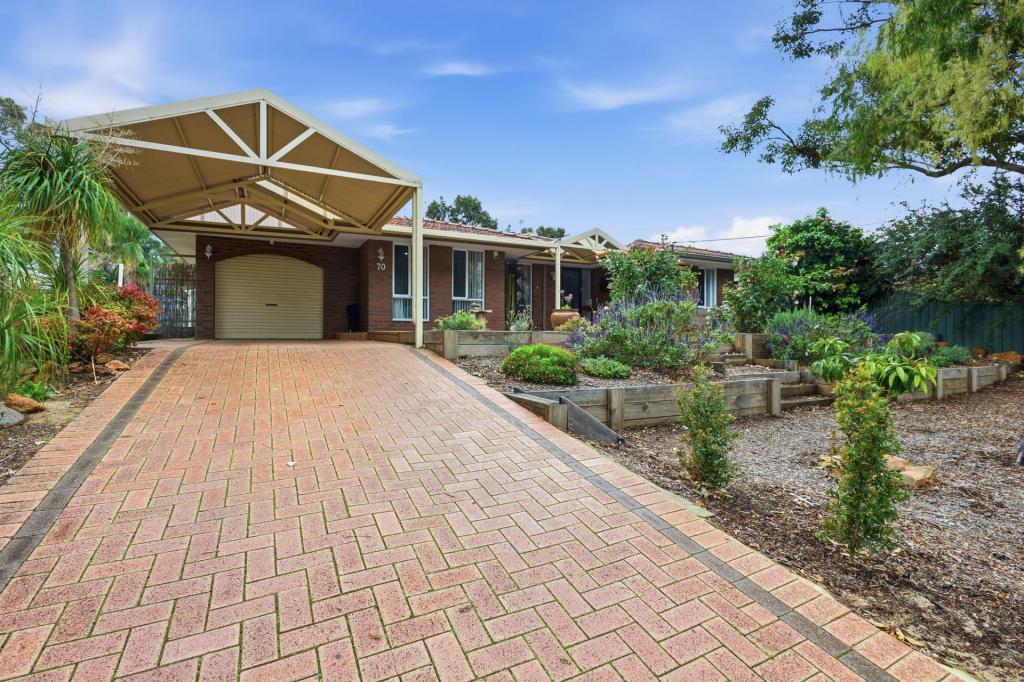 70 Glyde Rd, Lesmurdie, WA 6076
