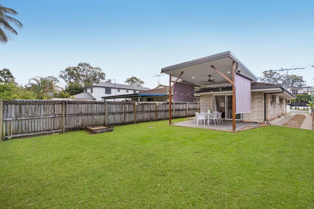 13 Mornington Cres, Morningside, QLD 4170