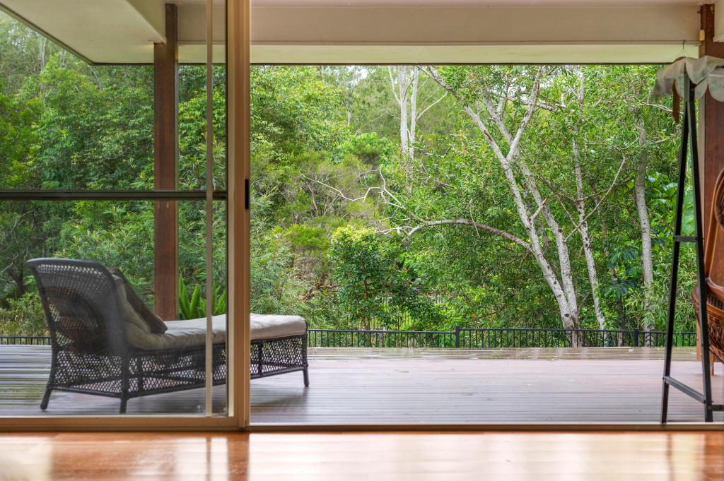 2 Haven Ct, Mooloolah Valley, QLD 4553