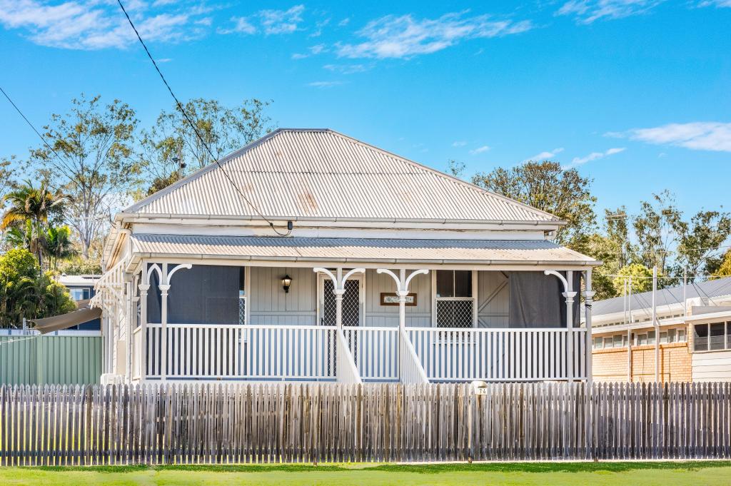 74 Thorn St, Ipswich, QLD 4305