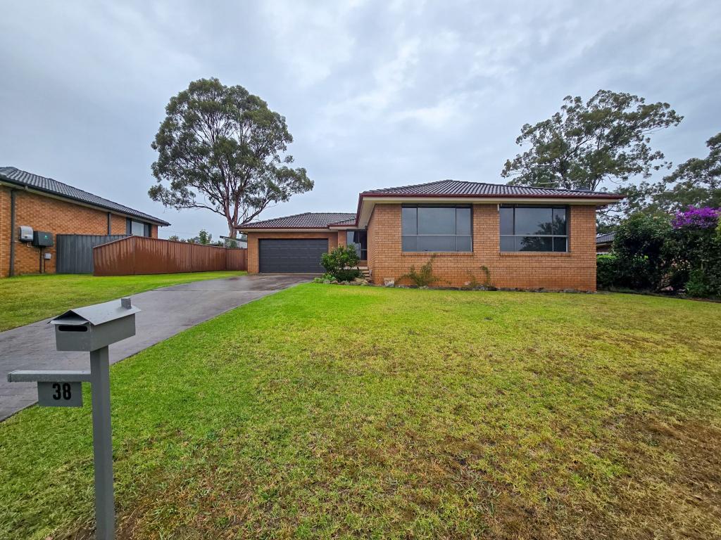 38 Lorikeet Ave, Ingleburn, NSW 2565