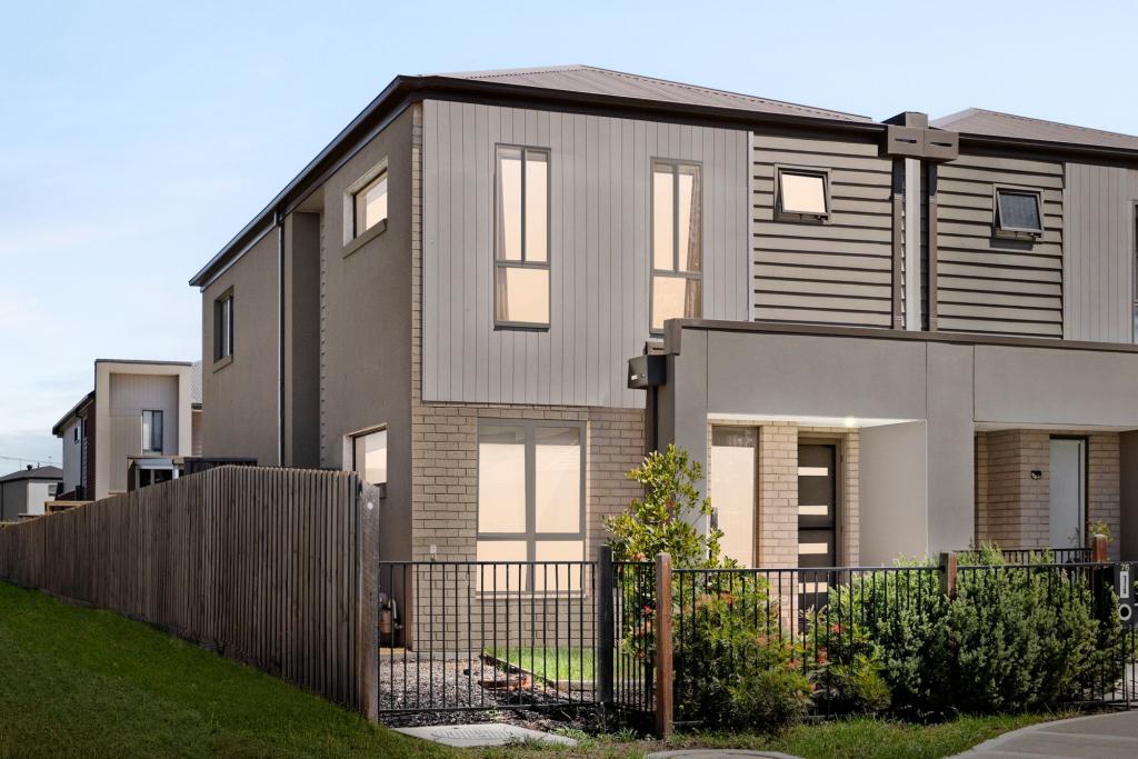 76 BURSA DR, WYNDHAM VALE, VIC 3024