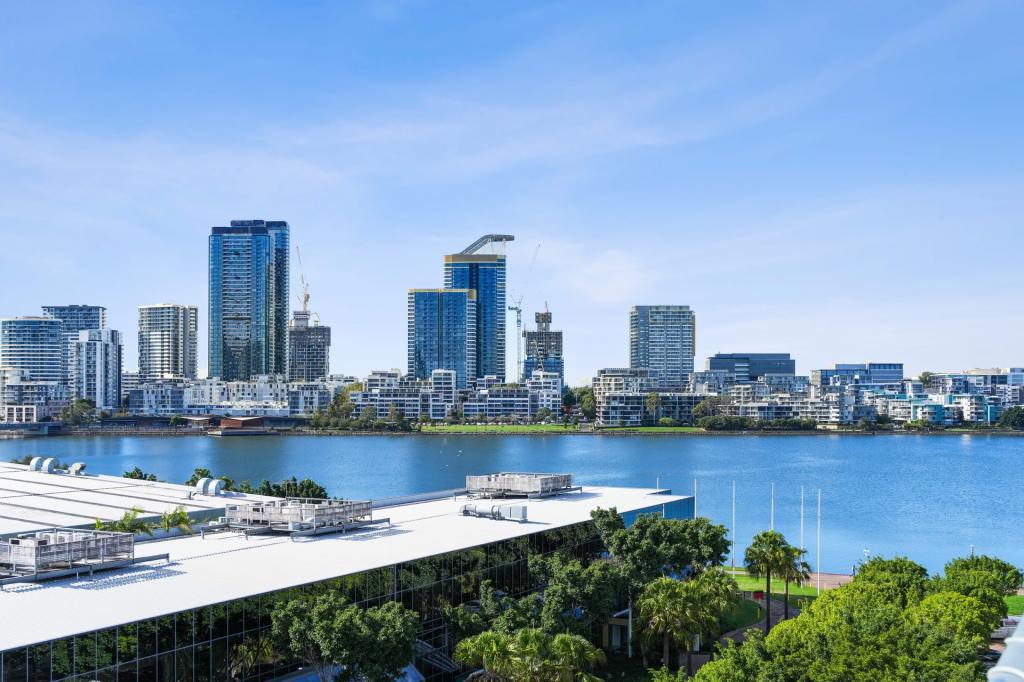 725/26 Baywater Dr, Wentworth Point, NSW 2127