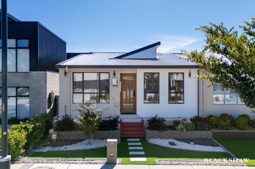 37 Corkery Cres, Taylor, ACT 2913