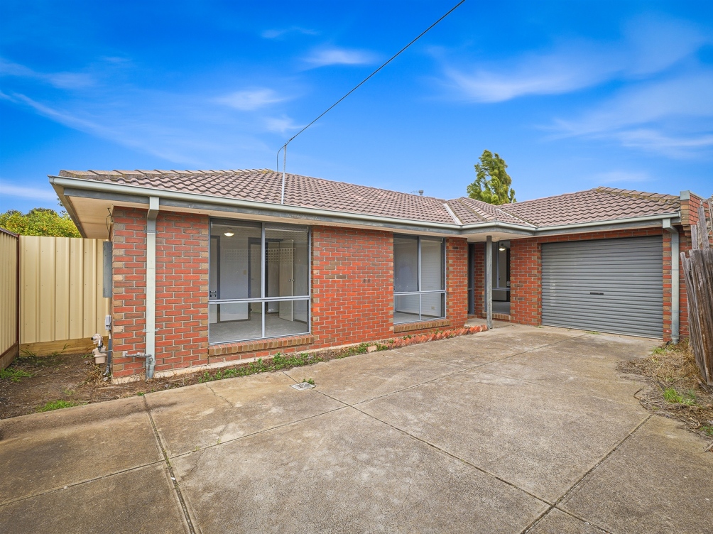2/75 Silvereye Cres, Werribee, VIC 3030