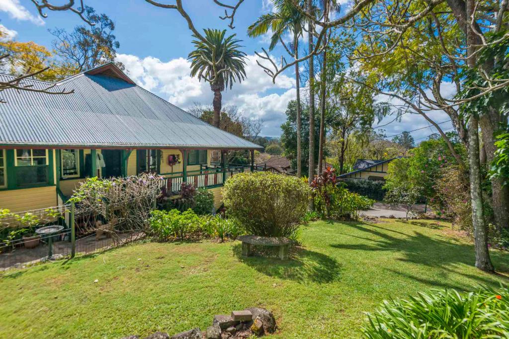 3 Darsham Ave, Girards Hill, NSW 2480