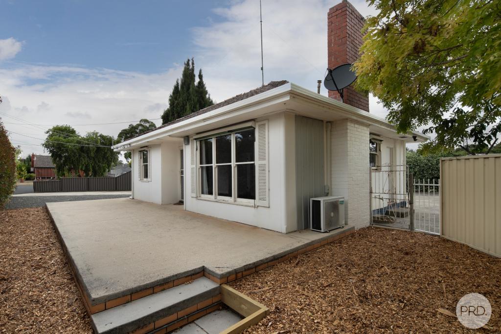 2 Little Dodds St, Golden Point, VIC 3350