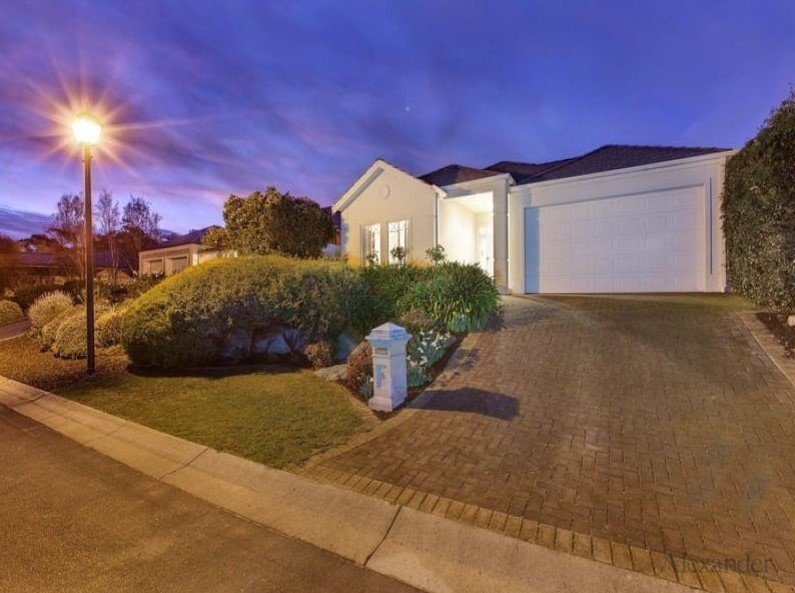 6 Hughes Ct, Craigburn Farm, SA 5051