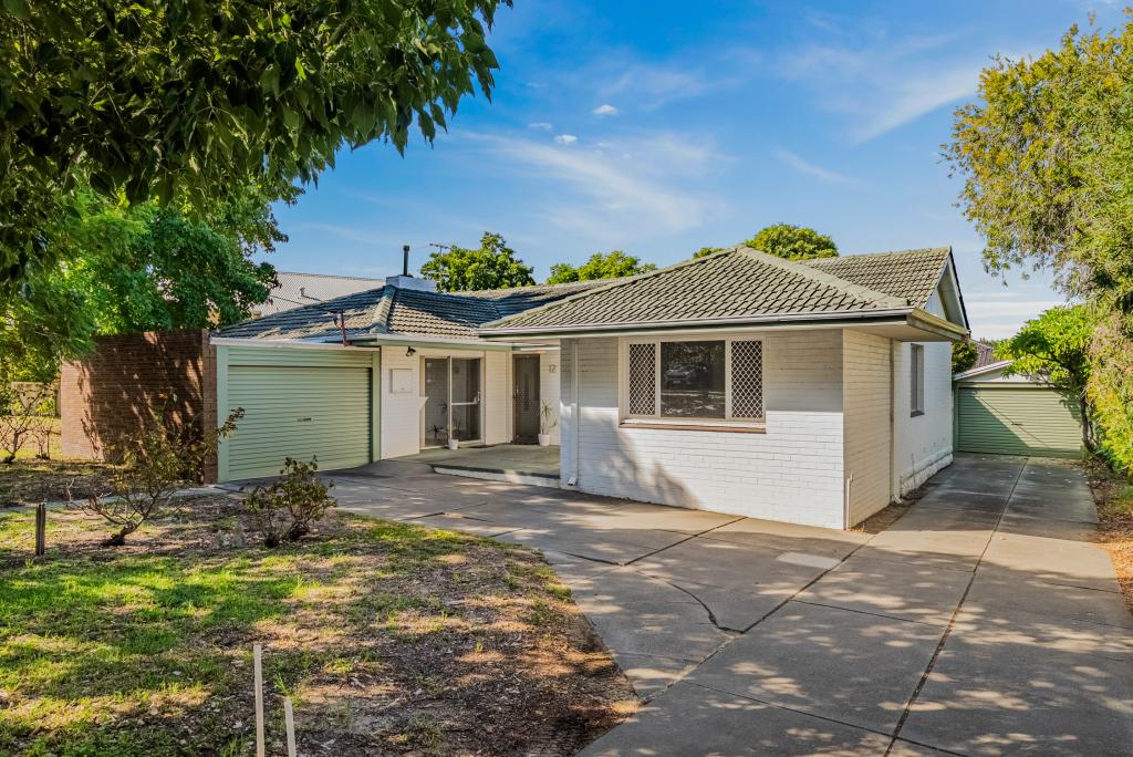 12 Gimber St, Melville, WA 6156