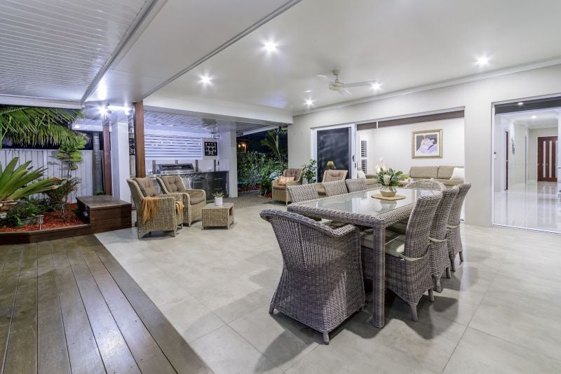 70 Seaside Dr, Banksia Beach, QLD 4507