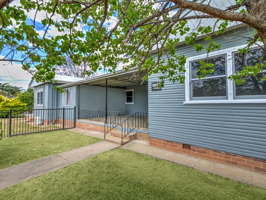 2/2 Begonia St, South Tamworth, NSW 2340