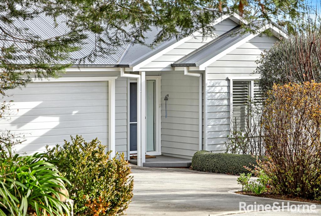 27 OXFORD ST, MITTAGONG, NSW 2575