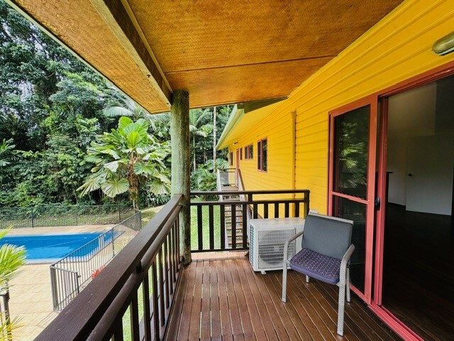 8 Mission Cir, Wongaling Beach, QLD 4852