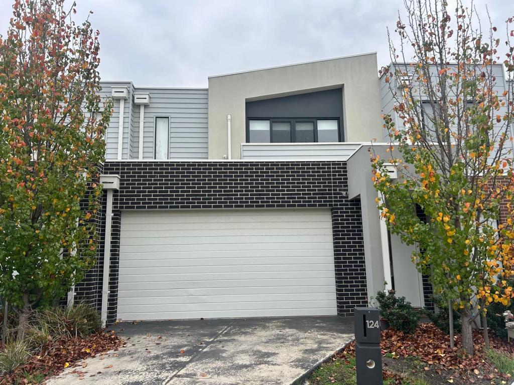 124 Willow Glen Bvd, Cranbourne, VIC 3977