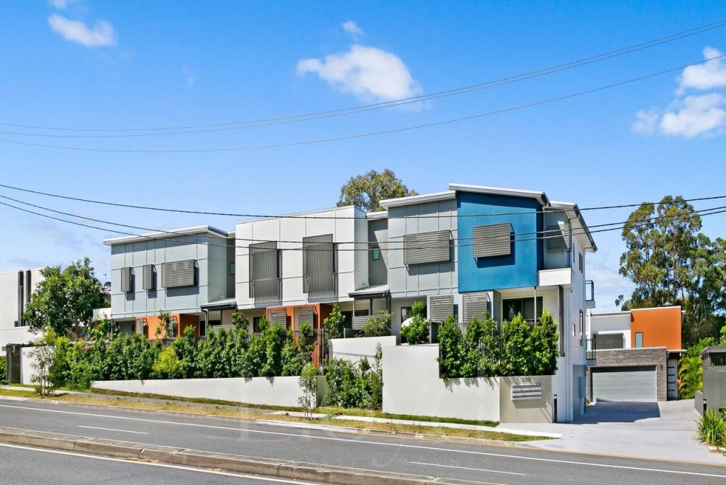 2/259 Ashmore Rd, Benowa, QLD 4217