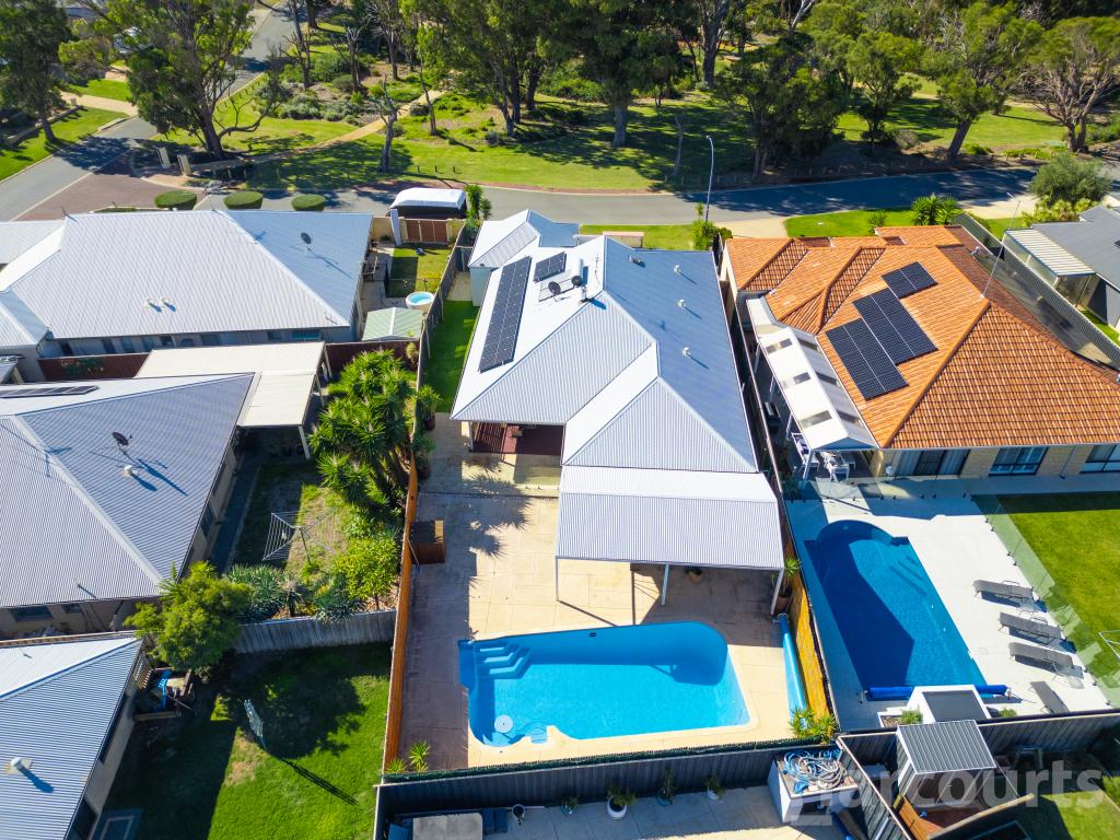 20 Poinsettia Grn, Halls Head, WA 6210
