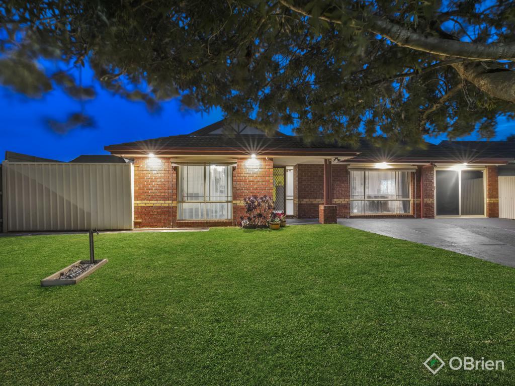 4 CHESTERFIELD DR, NARRE WARREN SOUTH, VIC 3805