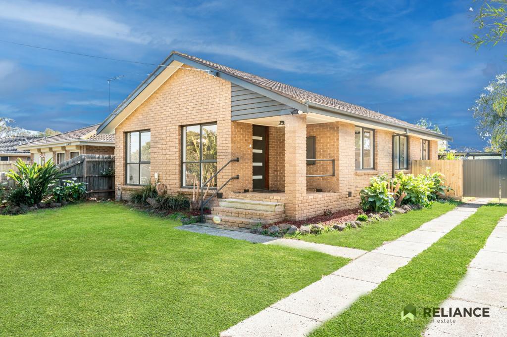 4 Kurrajong Cres, Melton South, VIC 3338