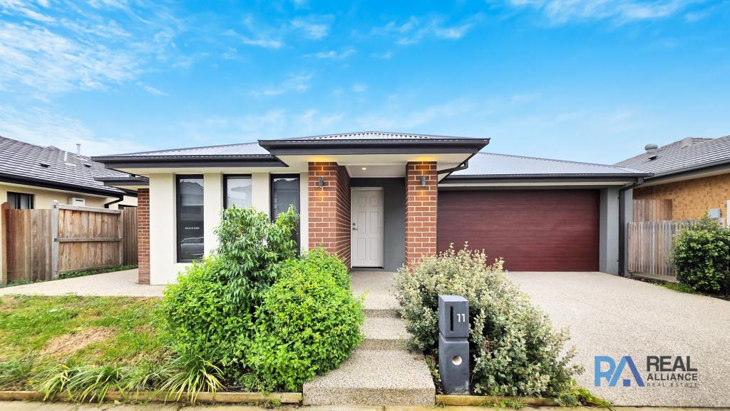 11 Goodwill Rd, Clyde North, VIC 3978