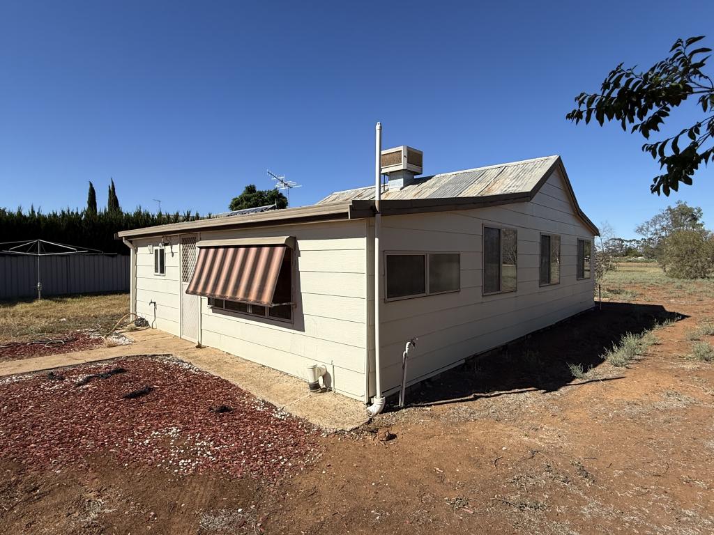 45 Curran Rd, Yenda, NSW 2681