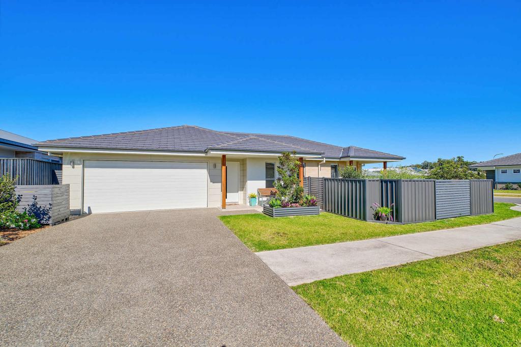2a Purves St, Thrumster, NSW 2444