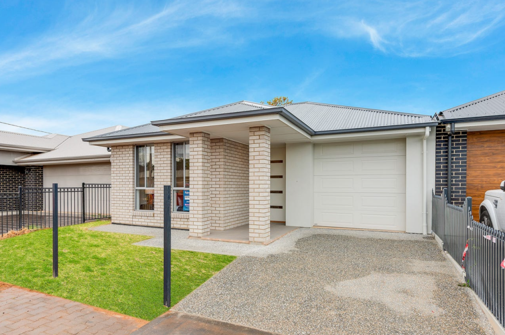 16a Charmouth Rd, Davoren Park, SA 5113