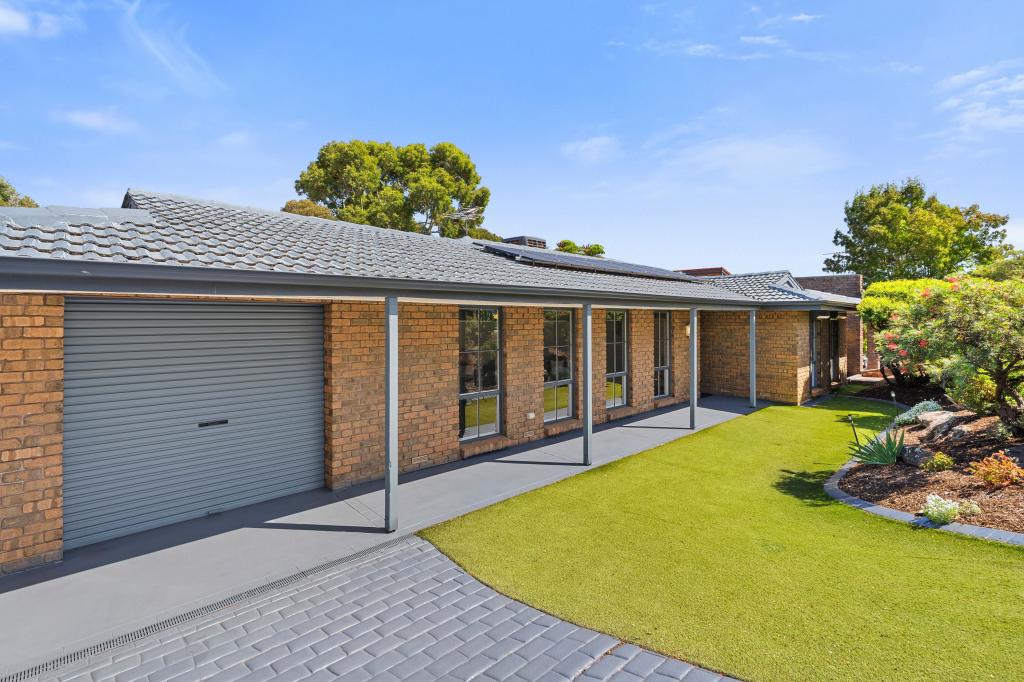 30 Grevillea Rd, Aberfoyle Park, SA 5159