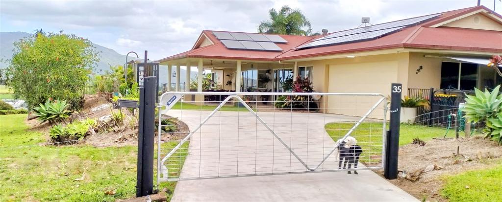 35 Stuart Dr, Feluga, QLD 4854