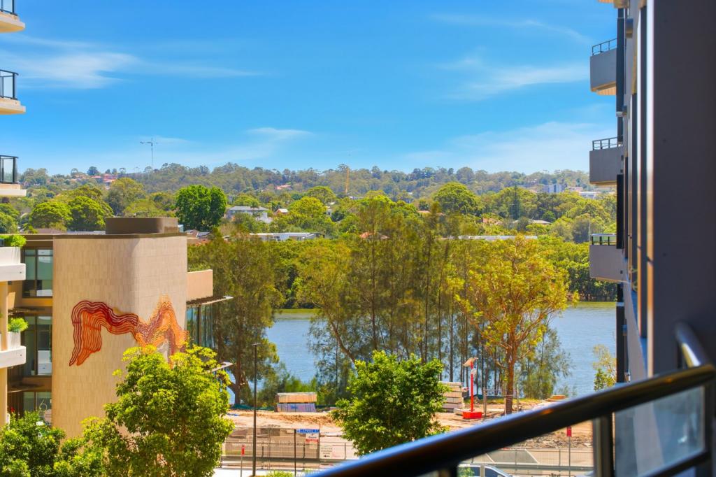 528/8 Lapwing St, Sydney Olympic Park, NSW 2127