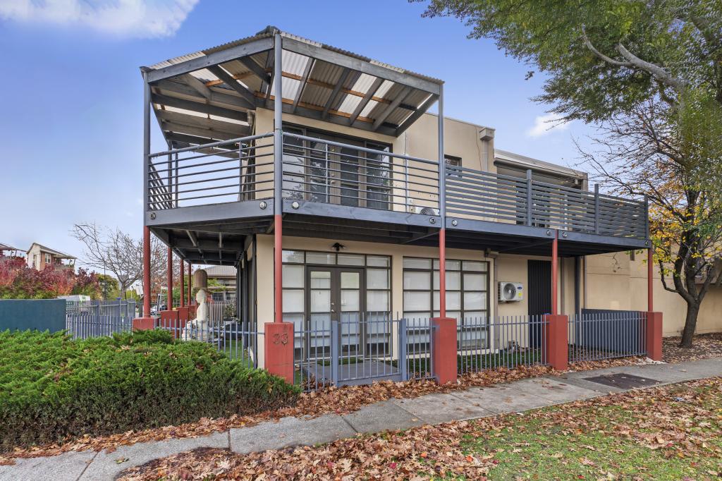 33 Wests Rd, Maribyrnong, VIC 3032