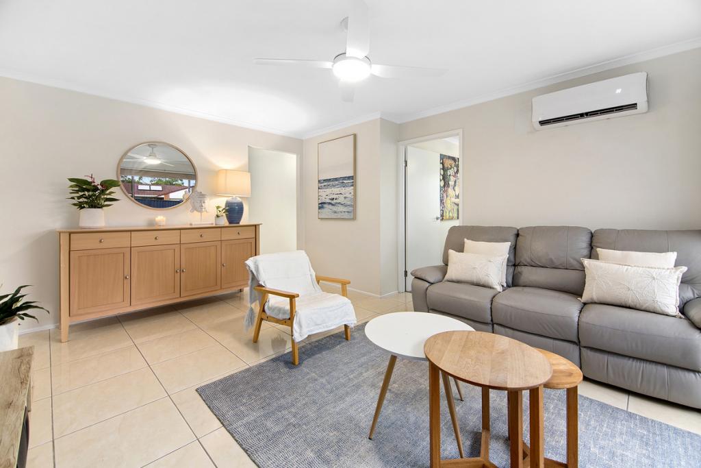 1/15 Hollywood Pl, Oxenford, QLD 4210