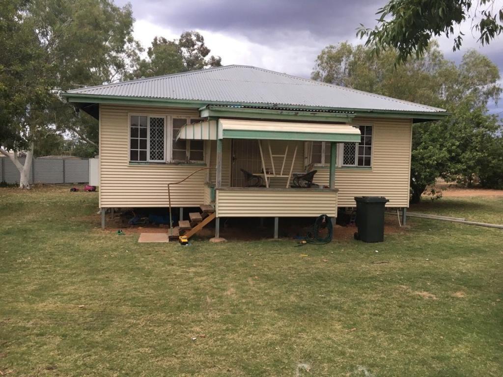 2 Grant St, Charleville, QLD 4470