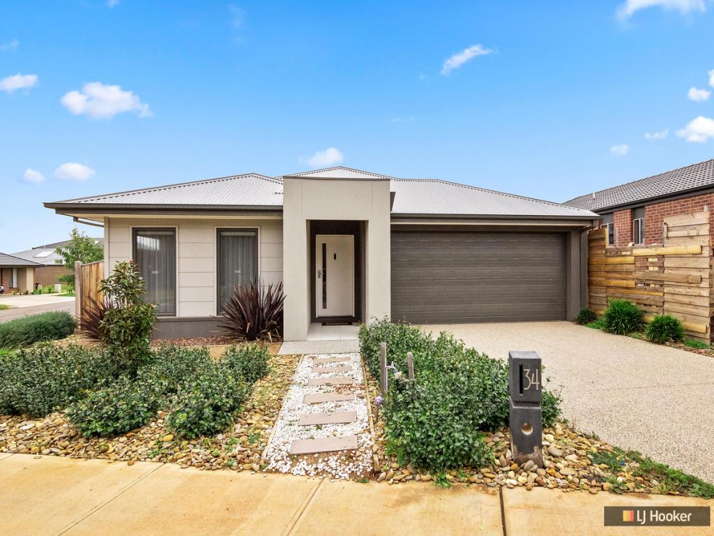 34 Fulham Cres, Thornhill Park, VIC 3335